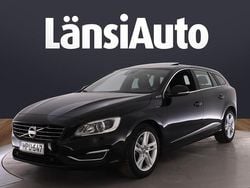 Sininen Käytetty 2013 Volvo V60 Summum Farmari | 14 900 € (Perustarjous)