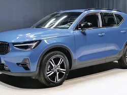 Käytetty 2023 Volvo XC40 Business Edition Katumaasturi | 36 800 € (Hyvä tarjous)