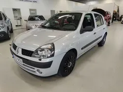 Käytetty 2003 Renault Clio II Authentique | 2 290 €