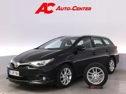 Musta Käytetty 2017 Toyota Auris Touring Sports Multidrive S Farmari | 17 990 € (Perustarjous)