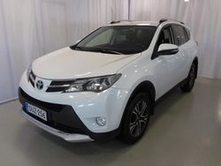 Valkoinen Käytetty 2015 Toyota RAV4 Multidrive S Katumaasturi | 19 950 € (Perustarjous)