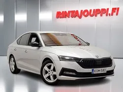 Harmaa Käytetty 2021 Skoda Octavia Style Sedan | 20 650 € (Perustarjous)