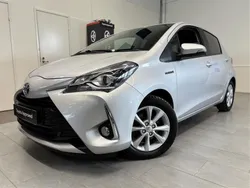 Hopea Käytetty 2019 Toyota Yaris Hybrid Active Viistoperä | 15 950 € (Perustarjous)