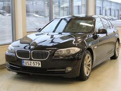 Musta Käytetty 2012 BMW 520 Sport Line Sedan | 14 990 € (Perustarjous)