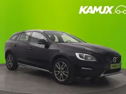Musta Käytetty 2017 Volvo V60 CC Business Edition Farmari | 21 690 € (Perustarjous)