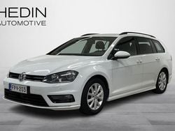 Valkoinen Käytetty 2016 VW Golf VII Highline Farmari | 13 850 € (Perustarjous)