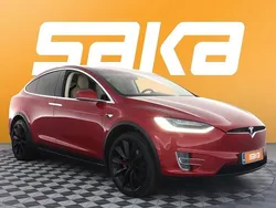 Käytetty 2017 Tesla Model X Katumaasturi | 42 400 €