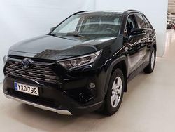 Musta Käytetty 2021 Toyota RAV4 Active Katumaasturi | 34 900 € (Perustarjous)