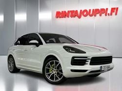 Käytetty 2018 Porsche Cayenne Sport Katumaasturi | 44 800 € (Perustarjous)