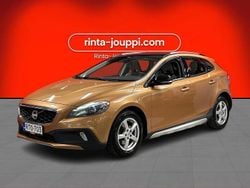 Käytetty 2013 Volvo V40 Momentum Viistoperä | 10 490 € (Kallis)