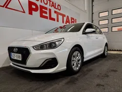 Pyw polar white Käytetty 2019 Hyundai i30 Viistoperä | 16 500 € (Perustarjous)