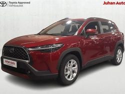 Met. punainen Käytetty 2025 Toyota Corolla Cross Edition Katumaasturi | 39 990 € (Perustarjous)