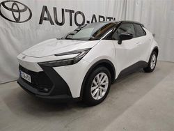 Valkoinen Käytetty 2024 Toyota C-HR Anniversary Katumaasturi | 38 900 €
