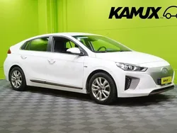 Valkoinen Käytetty 2017 Hyundai Ioniq Sedan | 15 990 €