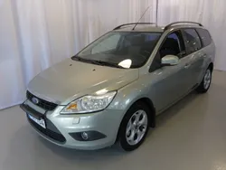 Harmaa Käytetty 2010 Ford Focus Trend Farmari | 3 950 € (Perustarjous)
