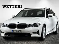 Musta Käytetty 2021 BMW 320e M Sport Farmari | 35 900 € (Hieman kallis)