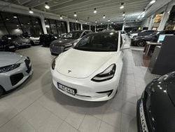 Käytetty 2020 Tesla Model 3 Standard Range Sedan | 22 890 € (Perustarjous)