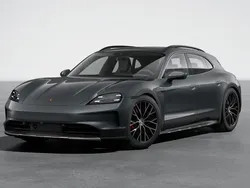 Harmaa Uusi 2025 Porsche Taycan 4S Cross Turismo Sedan | 148 438 €