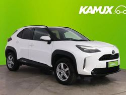 Valkoinen Käytetty 2024 Toyota Yaris Cross Active Katumaasturi | 25 490 €