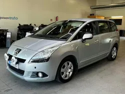 Käytetty 2010 Peugeot 5008 Premium Tila-auto | 3 490 €