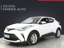 Valkoinen Käytetty 2024 Toyota C-HR Active Katumaasturi | 29 980 € (Perustarjous)