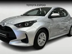 Hopea Käytetty 2021 Toyota Yaris Active Viistoperä | 19 490 € (Perustarjous)