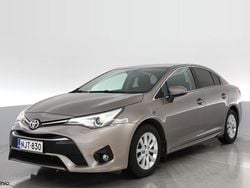 Ruskea (beige) Käytetty 2015 Toyota Avensis Active Sedan | 17 900 € (Hieman kallis)