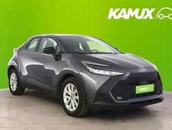 Hopea / harmaa Käytetty 2024 Toyota C-HR Active Katumaasturi | 31 890 € (Hieman kallis)