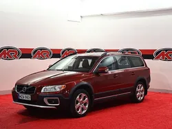 Punainen Käytetty 2011 Volvo XC70 Summum Katumaasturi | 13 800 € (Supertarjous)