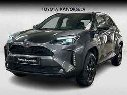 Harmaa Käytetty 2025 Toyota Yaris Cross Plus Katumaasturi | 31 890 € (Perustarjous)