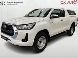 040 / 20 Käytetty 2025 Toyota HiLux Active Nouto | 59 900 € (Hieman kallis)