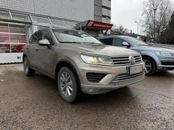 Käytetty 2015 VW Touareg Katumaasturi | 21 900 € (Hieman kallis)