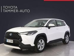 Valkoinen Käytetty 2023 Toyota Corolla Cross Active Katumaasturi | 33 880 € (Perustarjous)