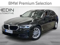 Musta Käytetty 2022 BMW 530e Comfort Edition Farmari | 34 900 € (Perustarjous)