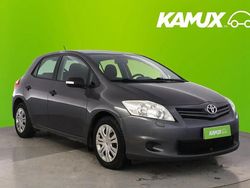 Hopea / harmaa Käytetty 2010 Toyota Auris Terra Sedan | 5 390 € (Hieman kallis)