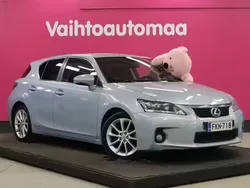 Lexus CT200h
