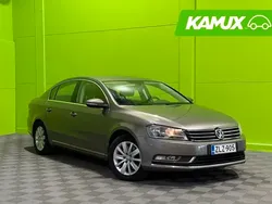 Käytetty 2011 VW Passat Comfortline Sedan | 4 890 € (Supertarjous)