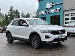 Käytetty 2020 VW T-Roc Sportline Katumaasturi | 20 800 € (Perustarjous)