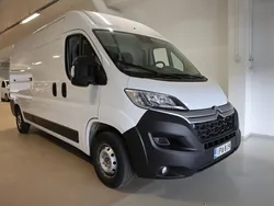 Valkoinen Käytetty 2023 Citroën Jumper Tila-auto | 28 380 € (Perustarjous)