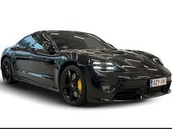Käytetty 2020 Porsche Taycan Turbo Sedan | 72 800 €