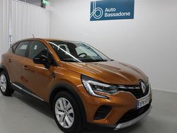 Oranssi Käytetty 2021 Renault Captur Zen Katumaasturi | 13 880 € (Hyvä tarjous)