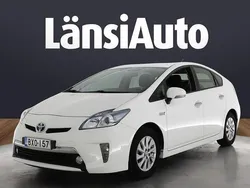Käytetty 2015 Toyota Prius Active Viistoperä | 14 900 € (Perustarjous)