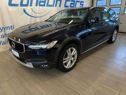 Met. sininen Käytetty 2017 Volvo V90 CC Farmari | 27 890 € (Hyvä tarjous)