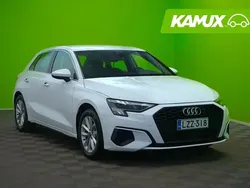 Valkoinen Käytetty 2022 Audi A3 Sportback e-tron Business Sedan | 24 900 € (Perustarjous)