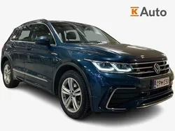 Sininen Käytetty 2021 VW Tiguan R-line Katumaasturi | 28 650 € (Perustarjous)