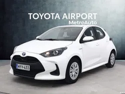Valkoinen Käytetty 2020 Toyota Yaris Active Viistoperä | 16 490 € (Perustarjous)