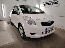 Valkoinen Käytetty 2007 Toyota Yaris Terra Viistoperä | 5 400 € (Perustarjous)