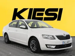 Käytetty 2015 Skoda Octavia Ambition Sedan | 8 890 € (Hyvä tarjous)