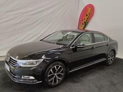 Käytetty 2015 VW Passat Highline Sedan | 13 470 € (Perustarjous)