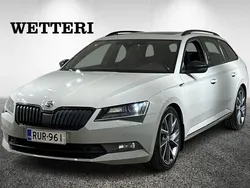 Harmaa Käytetty 2018 Skoda Superb SportLine Farmari | 17 900 € (Perustarjous)